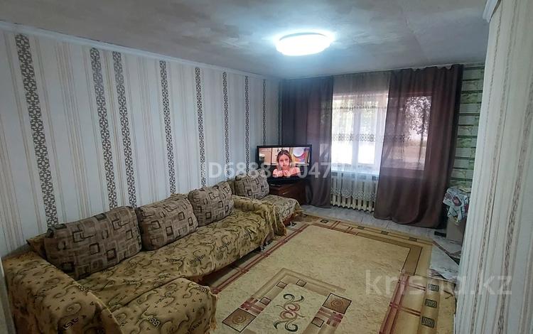 2-бөлмелі пәтер · 42 м² · 5/5 қабат, Аймаутова 178 — Рынок Бизнес колледж Жд вокзал, бағасы: 150 000 ₸ в Семее — фото 12