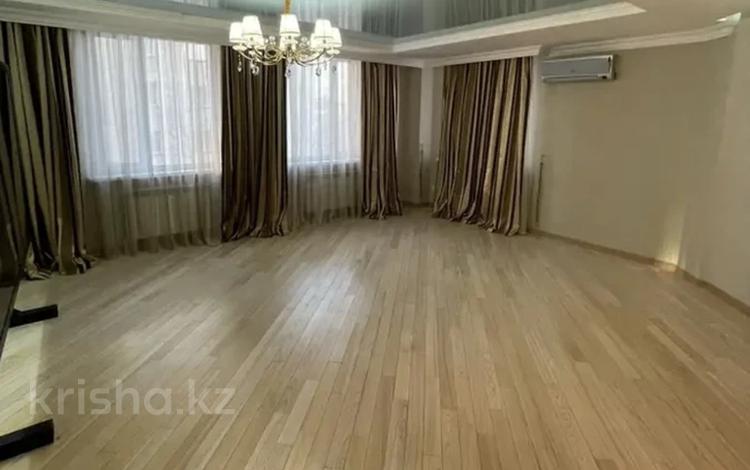 4-бөлмелі пәтер · 234.8 м² · 4/12 қабат, Генерала Дюсенова 22 — Советов, бағасы: 110 млн ₸ в Павлодаре — фото 2