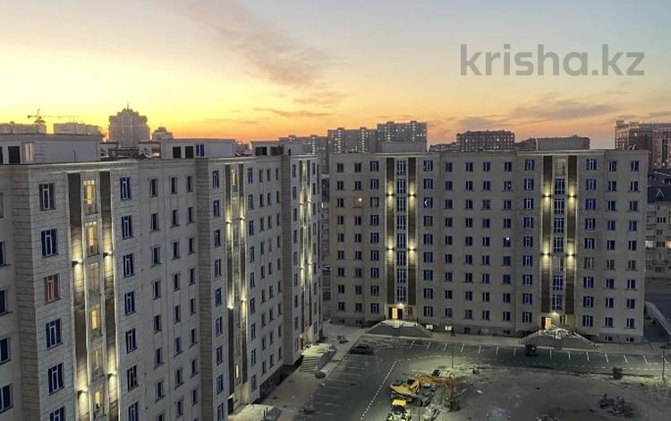 3-комнатная квартира, 113 м², 8/9 этаж, 17-й мкр 97 за 27 млн 〒 в Актау, 17-й мкр — фото 2