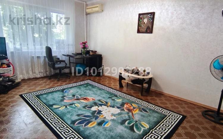 3-комнатная квартира · 70.1 м² · 4/6 этаж, мкр Аксай-1 18 — Толе би - Момышулы за 51.5 млн ₸ в Алматы, Ауэзовский р-н — фото 2