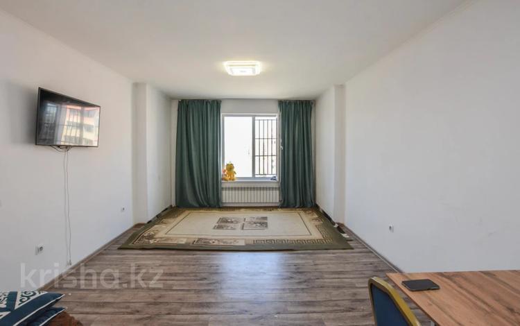 2-комнатная квартира · 60 м² · 6/8 этаж, А 91 14 за ~ 36.6 млн ₸ в Астане, Сарайшык р-н — фото 2