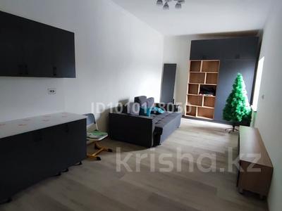 Отдельный дом · 4 комнаты · 180 м² · 7 сот., 30 квартал 70/64 за 300 000 〒 в Каскелене