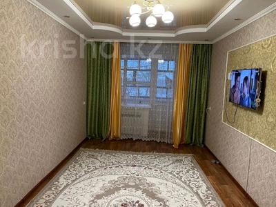2-комнатная квартира · 44 м² · 5/5 этаж, мкр Айгуль, Чуйкова 61 — 16 школа за 14.5 млн ₸ в Уральске