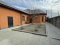 Отдельный дом · 4 комнаты · 280 м² · 11 сот., Имашева 25 за 85 млн ₸ в Атырау — фото 3