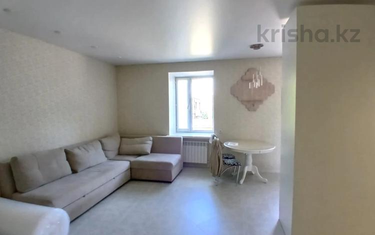 4-бөлмелі пәтер · 90 м² · 2/2 қабат, Жаңа қала ш/а., Ермекова, бағасы: 46 млн ₸ в Караганде, Казыбек би р-н — фото 2
