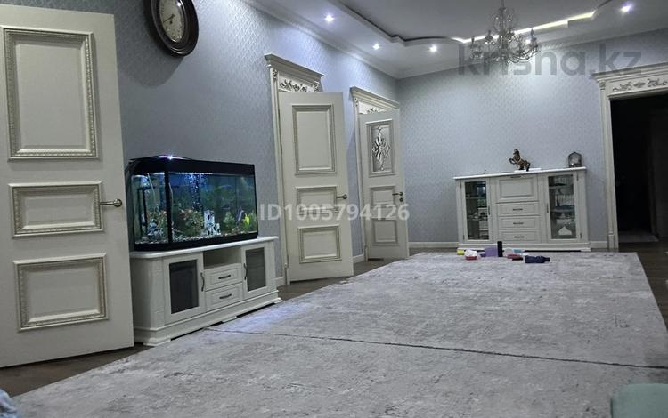 Отдельный дом · 6 комнат · 305 м² · 8 сот., мкр Кайтпас 2, Ахмет Аширов 53 за 135 млн 〒 в Шымкенте, Абайский р-н — фото 2