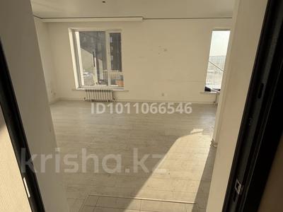 2-бөлмелі пәтер · 41 м² · 2/4 қабат, мкр Уркер 108, бағасы: 19.5 млн ₸ в Астане, Нура р-н