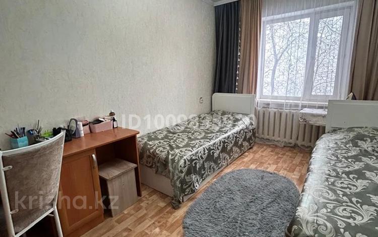 3-бөлмелі пәтер · 70 м² · 1/5 қабат, Турксибская 30 6, бағасы: 29 млн ₸ в Семее — фото 2