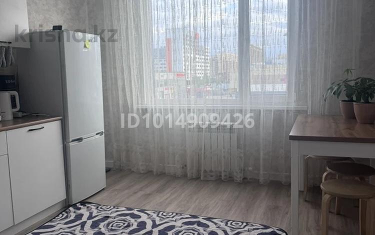 1-комнатная квартира · 38 м² · 3/9 этаж, Туран 55/10 за 230 000 ₸ в Астане, Нура р-н — фото 2