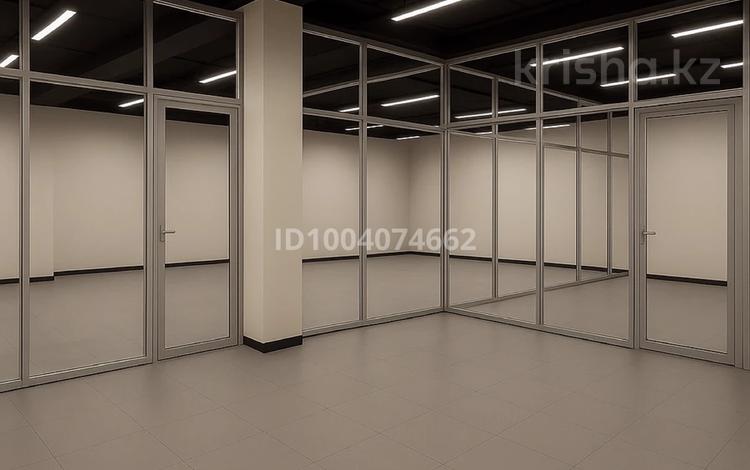 Свободное назначение, офисы, магазины и бутики, склады, азс, автосервисы и автомойки, общепит, салоны красоты, сельское хозяйство, бани, гостиницы и зоны отдыха, фитнес и спорт, медцентры и аптеки, образование, развлечения, конференц-залы, кабинеты и рабочие места, студии · 20 м² за 270 000 ₸ в Астане, Есильский р-н — фото 2