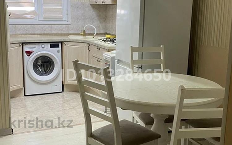 2-комнатная квартира · 56 м² · 2/5 этаж, 14-й мкр 43 за 160 000 ₸ в Актау — фото 2