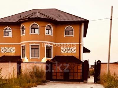 Отдельный дом · 5 комнат · 525 м² · 13 сот., Береке (Память Ильича), Қобыланды батыр 26 за 65 млн 〒 в Атырау