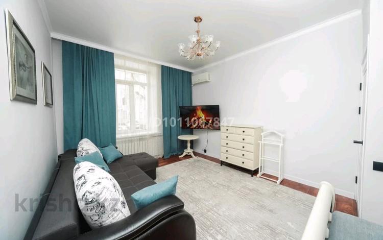 1-комнатная квартира · 40 м² · 1/5 этаж, Торайгырова 77 — Угол Торайгырова и 1 мая (Машхура Жусупа) за 300 000 ₸ в Павлодаре — фото 2