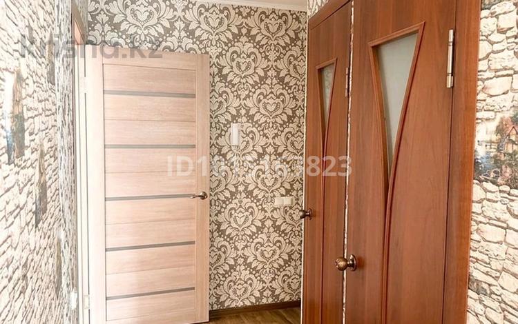 2-бөлмелі пәтер · 45 м² · 3/5 қабат, 13-шағынаудан, Майкудук, 13й микрорайон 28, бағасы: 9.2 млн ₸ в Караганде, Алихана Бокейханова р-н — фото 2