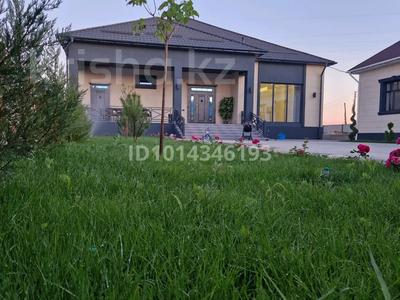 Отдельный дом · 4 комнаты · 280 м² · 12 сот., Амангелді 3 — Плотина за 90 млн ₸ в 