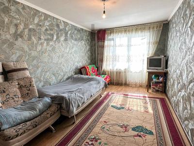 1-бөлмелі пәтер · 38 м² · 4/5 қабат, Болашак 42, бағасы: 14 млн ₸ в Талдыкоргане, мкр Болашак