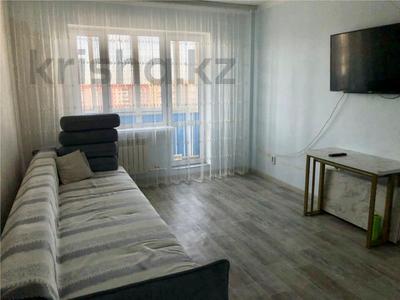 3-комнатная квартира · 74.8 м² · 7/7 этаж, Майкудук, мкр Голубые пруды за 26 млн 〒 в Караганде, Алихана Бокейханова р-н