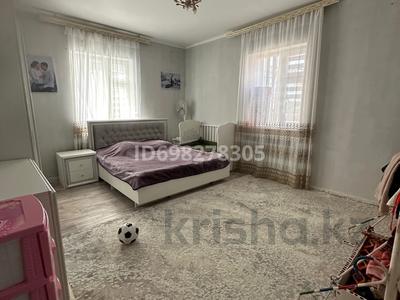 Жеке үй • 5 бөлмелер • 200 м² • 10 сот., Бекенжанов 103/1 — 22 км жолдың бойы 1ші көше, бағасы: 22 млн 〒 в С.шапагатовой