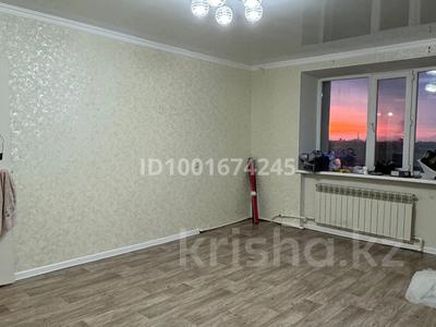 Продажа квартир в Актюбинской обл.: 1-комнатная квартира · 37.5 м² · 5/5 этаж, Акимжанова 136 за 6.5 млн 〒 1-комнатная квартира · 37.5 м² · 5/5 этаж, Акимжанова 136 за 6.5 млн 〒 в Актобе, мкр. Курмыш