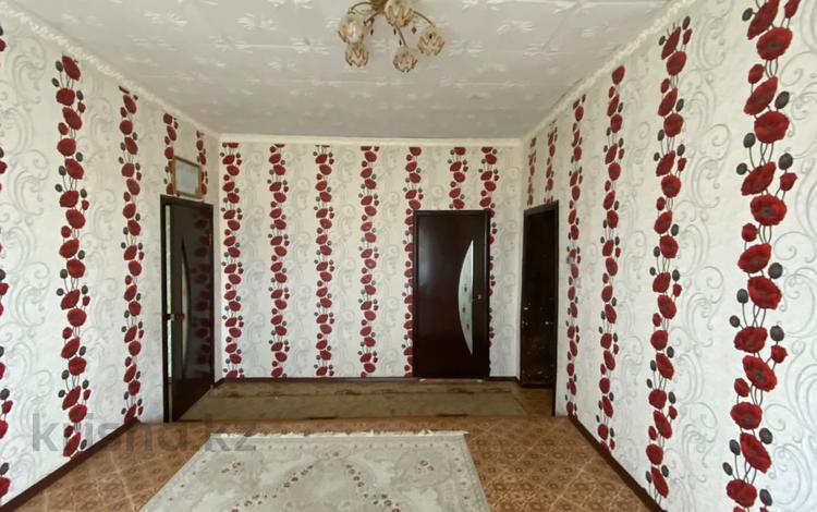 Отдельный дом • 4 комнаты • 140 м² • 140 сот., Наурыз 30 за 10 млн 〒 в Кызылтобе — фото 2