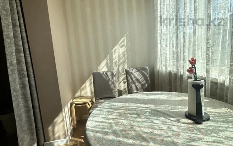 3-бөлмелі пәтер · 92 м² · 3/9 қабат, Богенбай батыра 279 — СРОЧНО ТОРГ, ПОКАЗ В ЛЮБОЕ ВРЕМЯ, бағасы: 73 млн ₸ в Алматы, Алмалинский р-н — фото 16