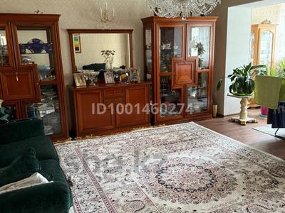 5-комнатная квартира · 120 м² · 1/5 этаж, Айтеке би 3 за 75 млн 〒 в Таразе