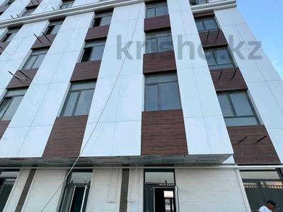 Магазины и бутики, общепит, салоны красоты, медцентры и аптеки, образование · 180 м² за 500 000 ₸ в Актау, 40-й мкр