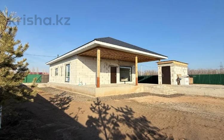 Отдельный дом · 3 комнаты · 100 м² · 10.2 сот., Шамши Калдаякова 101 за 46 млн ₸ в Косшы — фото 6
