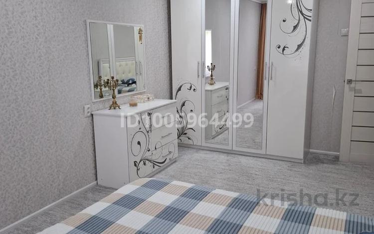 2-бөлмелі пәтер · 46 м² · 1/5 қабат, Абая 42/1, бағасы: 25 млн ₸ в Костанае — фото 2