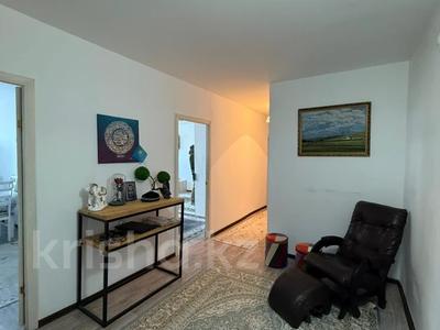 3-бөлмелі пәтер · 99.2 м² · 8/9 қабат, 12 мкр 52, бағасы: 29 млн 〒 в Актобе