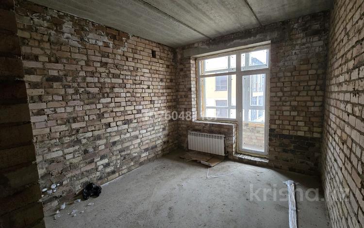1-комнатная квартира · 40 м² · 5/5 этаж, мкр Юго-Восток, Муканова 19/2 19/2 — Находится на пересечение улиц «Муканова» и «Республики» за 16 млн ₸ в Караганде, Казыбек би р-н — фото 2