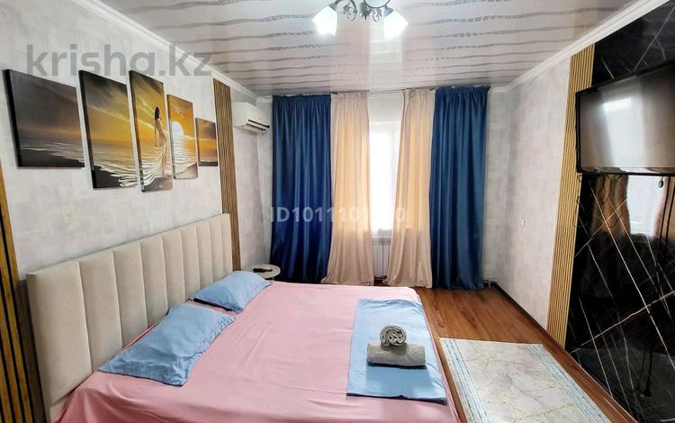 1-комнатная квартира · 40 м² · 5/5 этаж, улица Бейбитшилик 63 за 15 000 ₸ в Шымкенте, Абайский р-н — фото 2