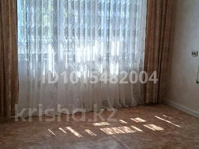 1-комнатная квартира · 35 м² · 2/5 этаж, мкр 8 — За ТД "Алтай" за 120 000 ₸ в Актобе