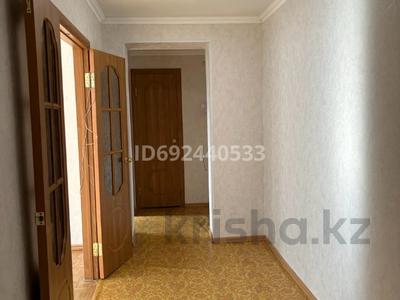 3-комнатная квартира, 69 м², 5/9 этаж помесячно, Камзина 352 за 130 000 〒 в Павлодаре