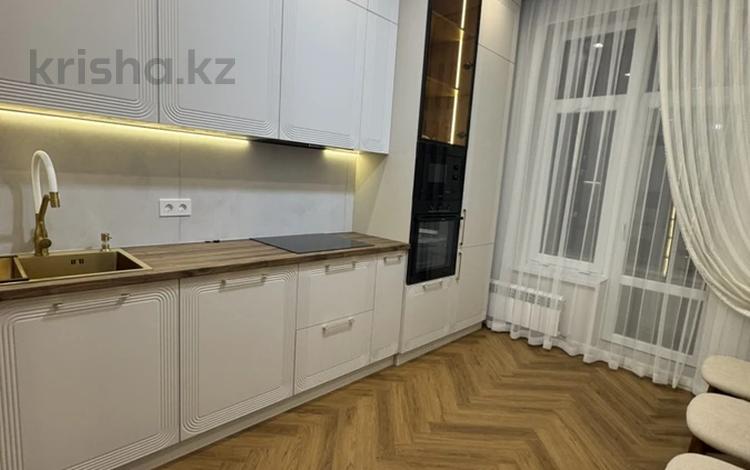 2-комнатная квартира · 74 м² · 9/12 этаж, Бухар жырау 32 — Бокейхана за 500 000 ₸ в Астане, Есильский р-н — фото 2