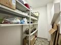 6-комнатная квартира · 260 м² · 1/3 этаж, Мкрн. Юбилейный — Кайсенова за 1.5 млн ₸ в Алматы, Медеуский р-н — фото 11