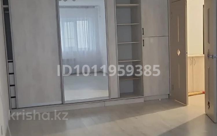 1-комнатная квартира · 40 м² · 8/12 этаж, ул. Мактумкулы 3/1 за 19 млн ₸ в Астане, Алматы р-н — фото 2