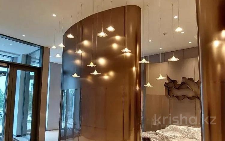 4-комнатная квартира · 134 м² · 21/22 этаж, пр. Туран, около ТРЦ Хан Шатыр 37/2 за 147 млн ₸ в Астане, Есильский р-н — фото 2