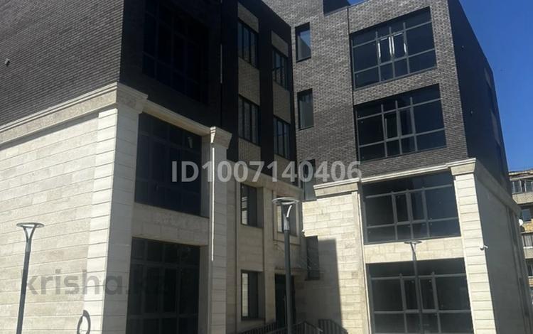 4-комнатная квартира · 114.3 м² · 4/4 этаж, мкр Михайловка , Крылова 58а за ~ 54.9 млн ₸ в Караганде, Казыбек би р-н — фото 24