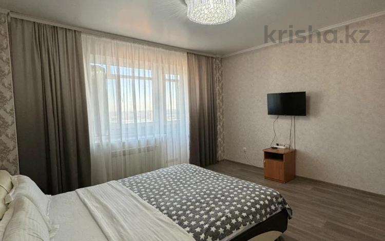 1-комнатная квартира, 47 м², 7/9 этаж помесячно, 8 мкр 3б