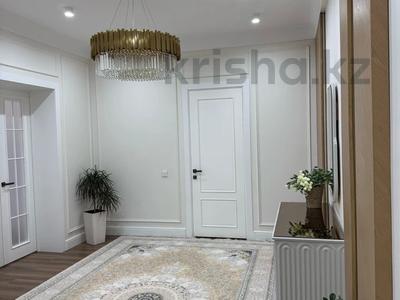 Продажа квартир в Акмолинской обл.: 4-комнатная квартира · 165.8 м² · 3/9 этаж, Момышулы 30а за 120 млн 〒 4-комнатная квартира · 165.8 м² · 3/9 этаж, Момышулы 30а за 120 млн 〒 в Кокшетау