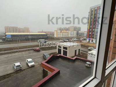 3-бөлмелі пәтер · 78 м² · 3/9 қабат, Самал 84 — Коняхина, бағасы: 200 000 ₸ в Уральске