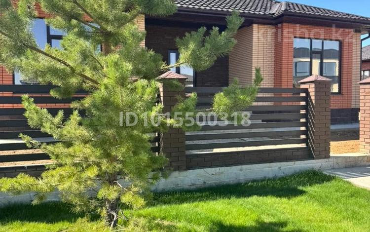 Жеке үй · 4 бөлме · 184 м² · 9 жүзд., Батыс парк 106, бағасы: 75 млн ₸ в Актобе — фото 2