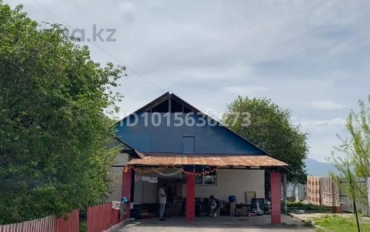 Отдельный дом · 4 комнаты · 120 м² · 8 сот., Улан 72А — Пересечения улицы Астана Улан за 27 млн ₸ в  — фото 2