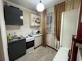 2-бөлмелі пәтер · 48 м² · 4/5 қабат, Пришахтинск, 21й микрорайон 12, бағасы: 12 млн ₸ в Караганде, Алихана Бокейханова р-н