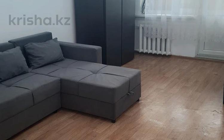 1-бөлмелі пәтер · 33 м² · 2/5 қабат, №1 ш/а. 21а, бағасы: 180 000 ₸ в Алматы, Ауэзовский р-н — фото 2