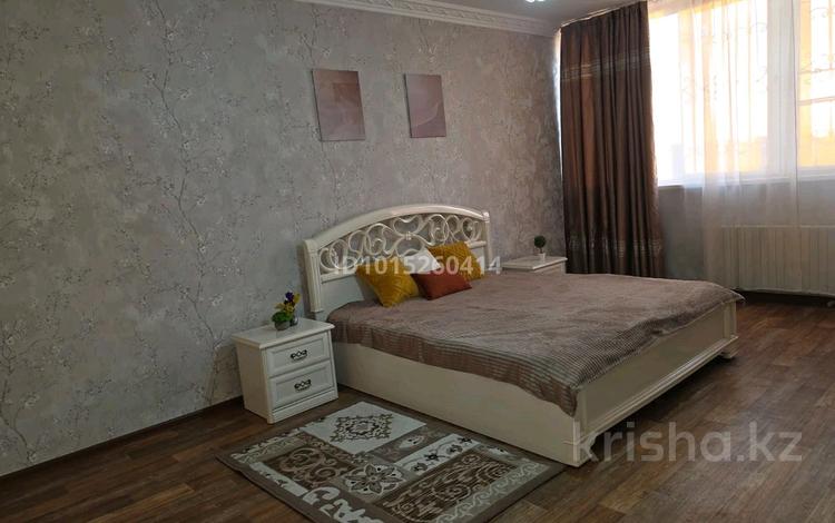 2-комнатная квартира · 97 м² · 9/16 этаж, мкр Шугыла, Жуалы за 270 000 ₸ в Алматы, Наурызбайский р-н — фото 2