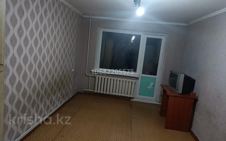 2-бөлмелі пәтер · 44.4 м² · 3/5 қабат, 15-шағынаудан 12, бағасы: 8.5 млн ₸ в Караганде, Алихана Бокейханова р-н — фото 2