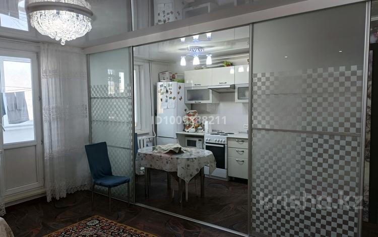 3-комнатная квартира · 62 м² · 5/9 этаж, бульвар Гагарина 23 — Парк Самал, парк Металлург, маг. "Меркурий" за 28 млн ₸ в Усть-Каменогорске — фото 5