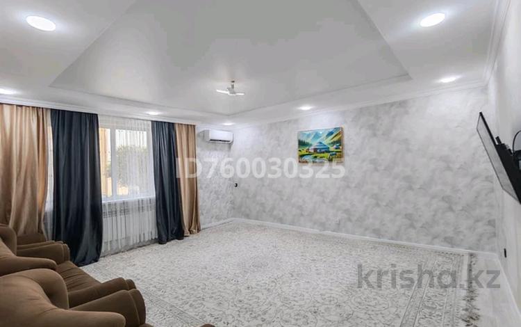 3-комнатная квартира · 75 м² · 2/4 этаж, Өркен 61 за 27 млн ₸ в Жанаозен — фото 48